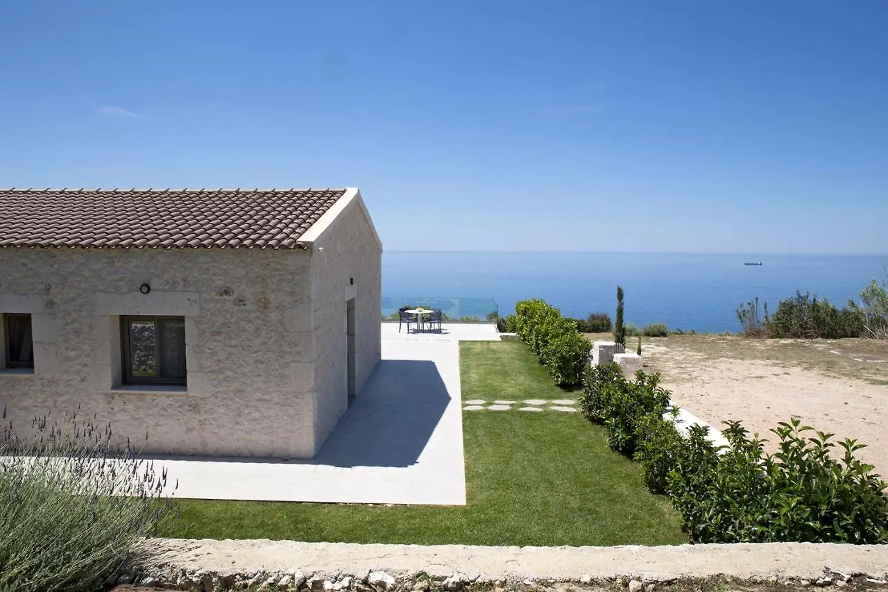 Casa Assisi Luxury New Villa With Private Pool Plateies